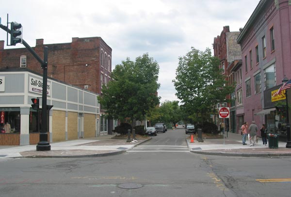 Washington Street in Binghamton, NY, looking south from Court Street.
